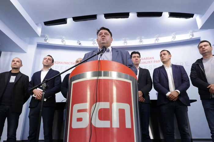 Цялото изпълнително бюро на БСП подаде оставка! Сред тях депутатите Иван Ибришимов и Кирил Добрев, както и кметът на Гоце Делчев Владимир Москов