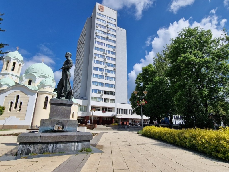 ОбС Перник одобри 20% увеличение на данъка върху имотите