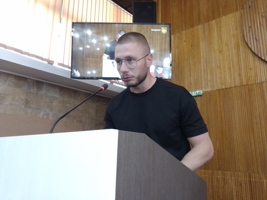 Купоните от „Ученическо хранене“ ще се купуват в лева и евро след ваканцията