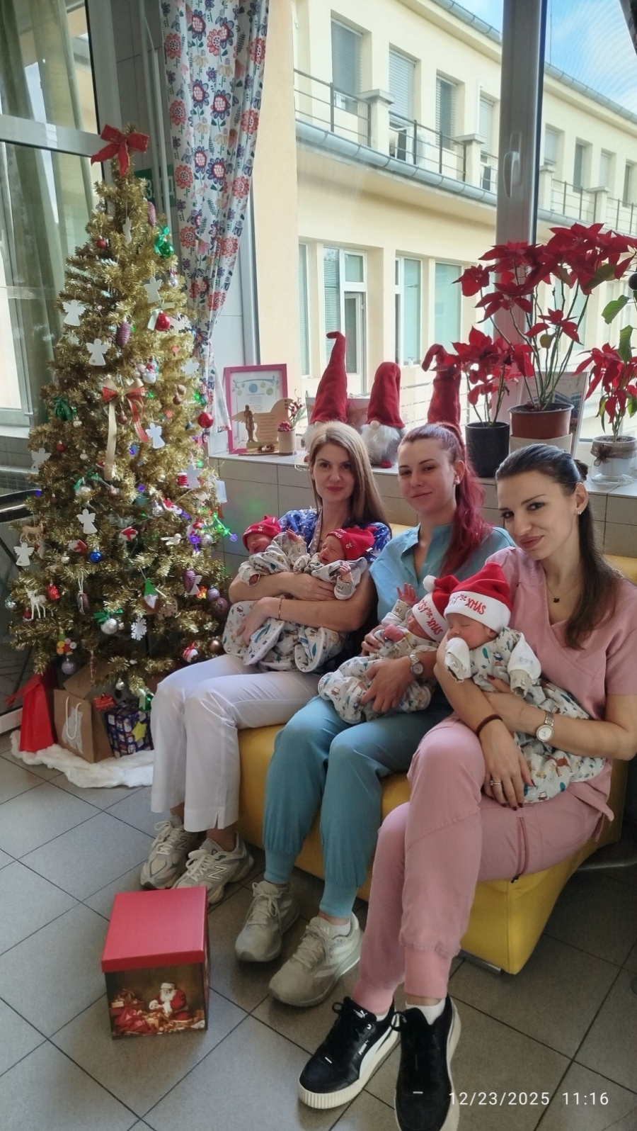 Коледно чудо: Четири двойки близнаци се родиха за пет дни в АГ болница „Шейново“