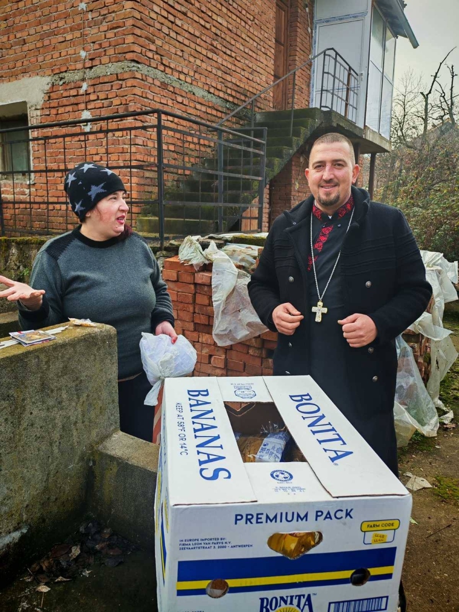 Кампанията „Подай ръка за Рождество Христово 3“ осигури празнична трапеза за бедни семейства в Кюстендил