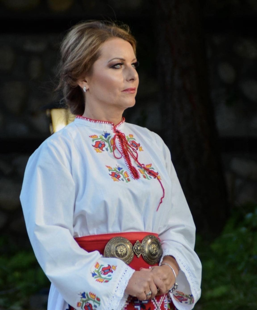  Новогодишно хоро на площада в Петрич – да посрещнем заедно 2026 година