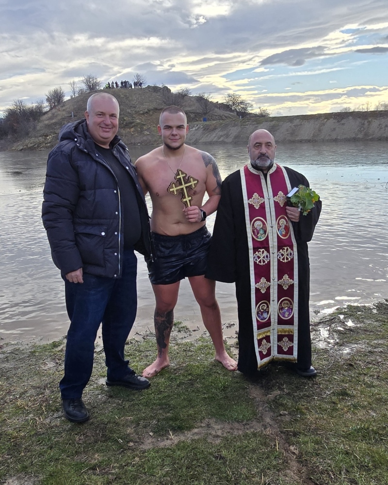 Героят на Ихтиман Веско Илов си пожела здраве и благополучие