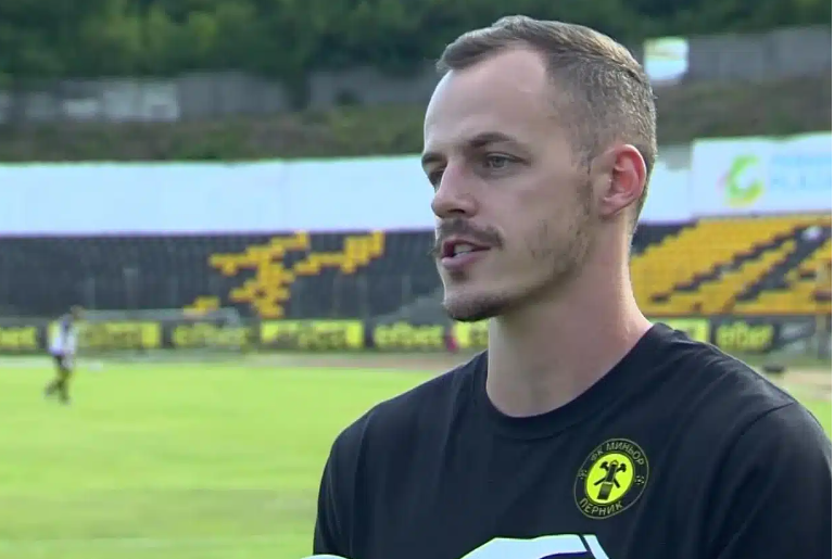 Ботев (Ихтиман) привлече юношата на ЦСКА Божидар Чуканов