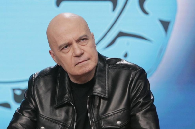 Слави Трифонов призова кмета на София да сдаде поста: Оставка, Василе, оставка!“