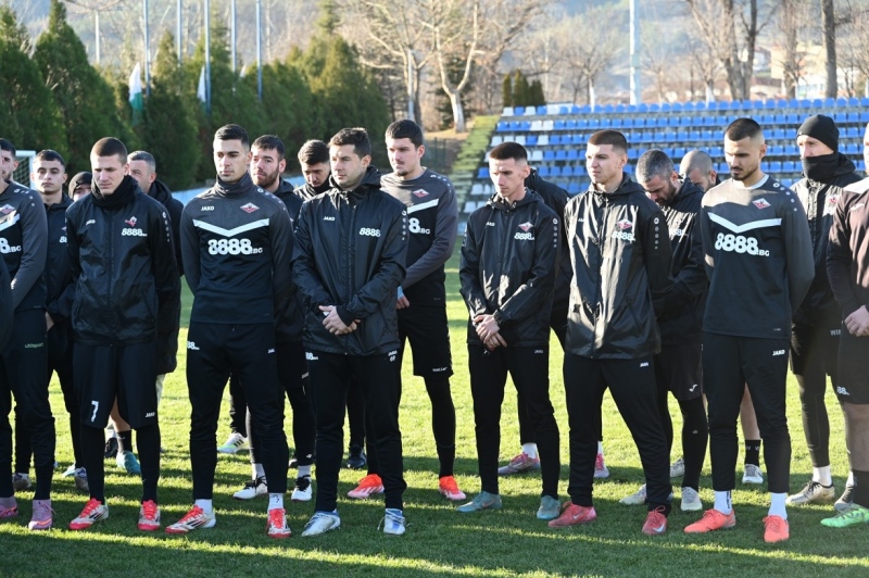 Септември Симитли привлече Мартин Гръчки от Люксембург и го представи на старта на подготовката