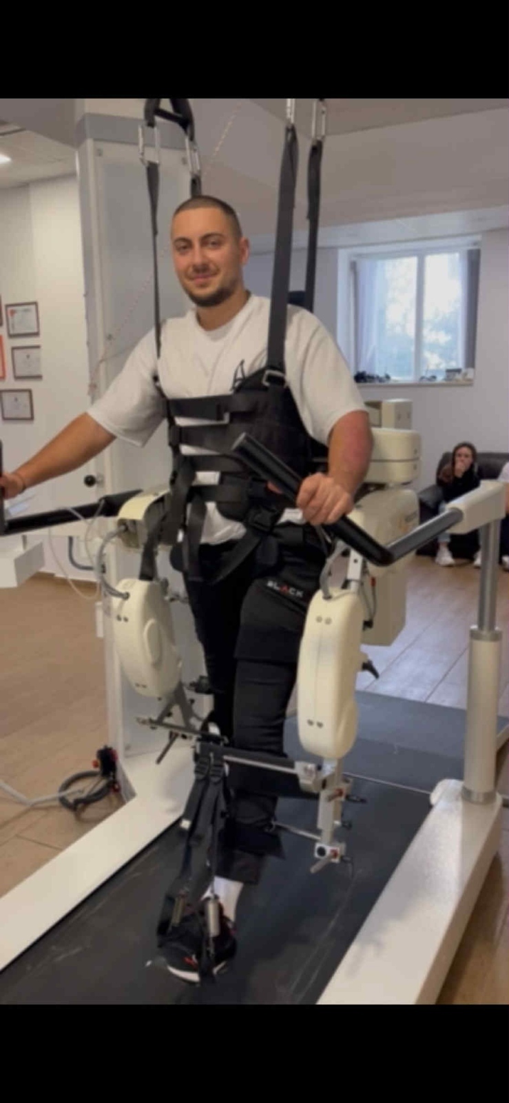 25-годишният Муса Аянски се бори за нов шанс за живот след тежка катастрофа