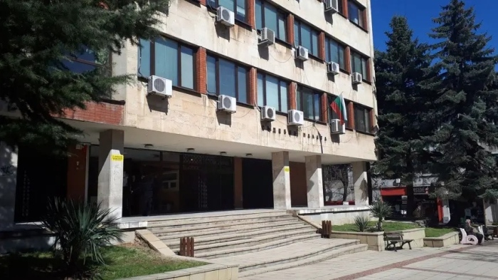 27 заповеди за незабавна защита от домашно насилие е издал Районният съд в Дупница през изтеклата година