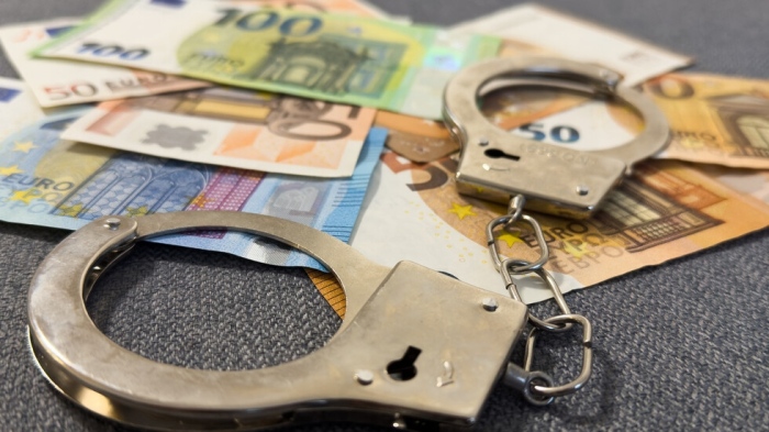 Съдят пишман майстор завлякъл мъж от Пернишко с обещание за ремонт