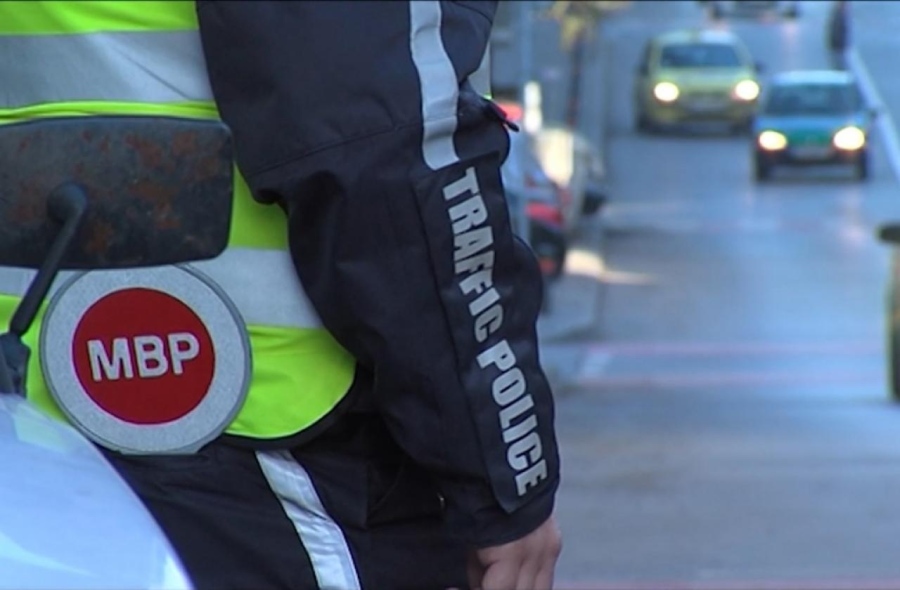 Спипаха моторист без книжка да шпори по улиците на Радомир