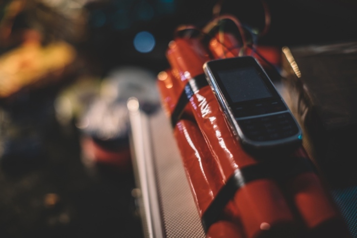  Сигнал за бомба на жп гарата в София вдигна полицията на крак