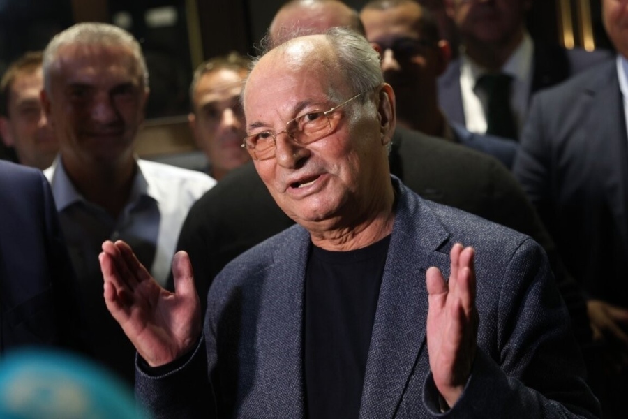 Ахмед Доган към Радев: Поздравления, АПС сме безрезервно с Вас!