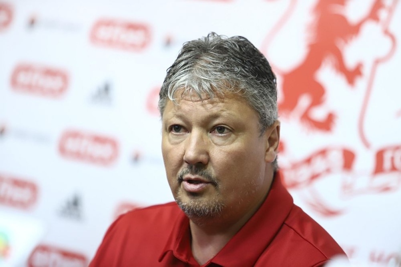 Любо Пенев се прибира в България още днес