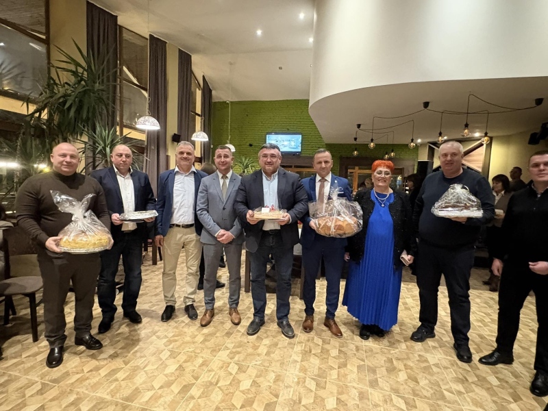 Надежда за нов живот!  16 000 лв. за семейства с репродуктивни проблеми  събраха на благотворителен базар в Самоков