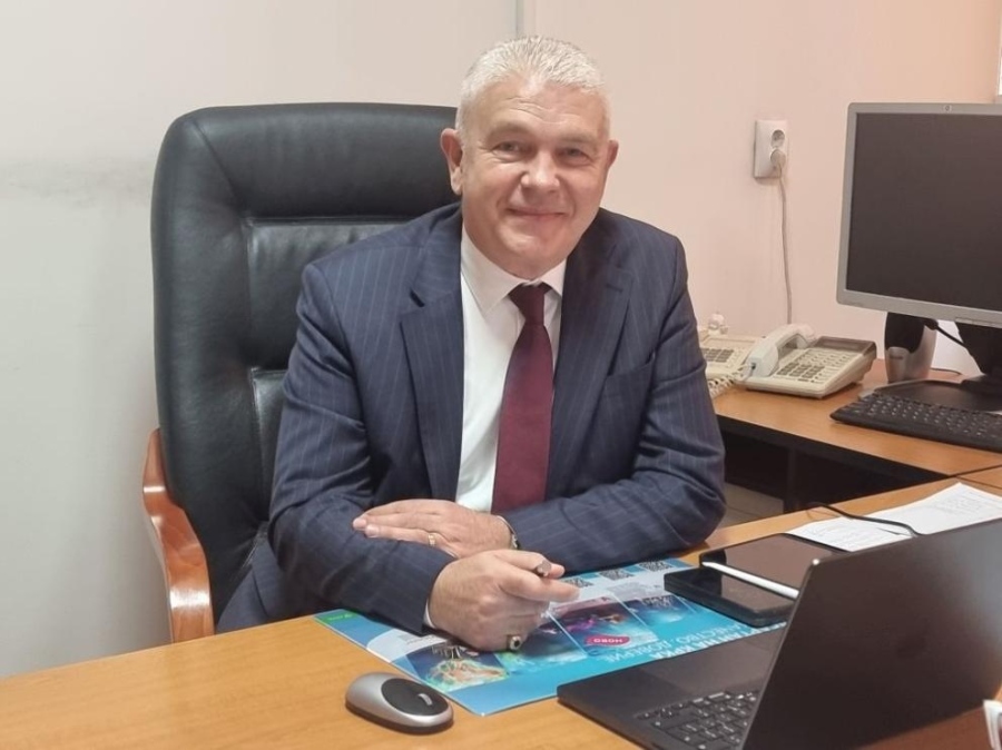 Четиринадесет чуждестранни лекари привлече болницата в Перник