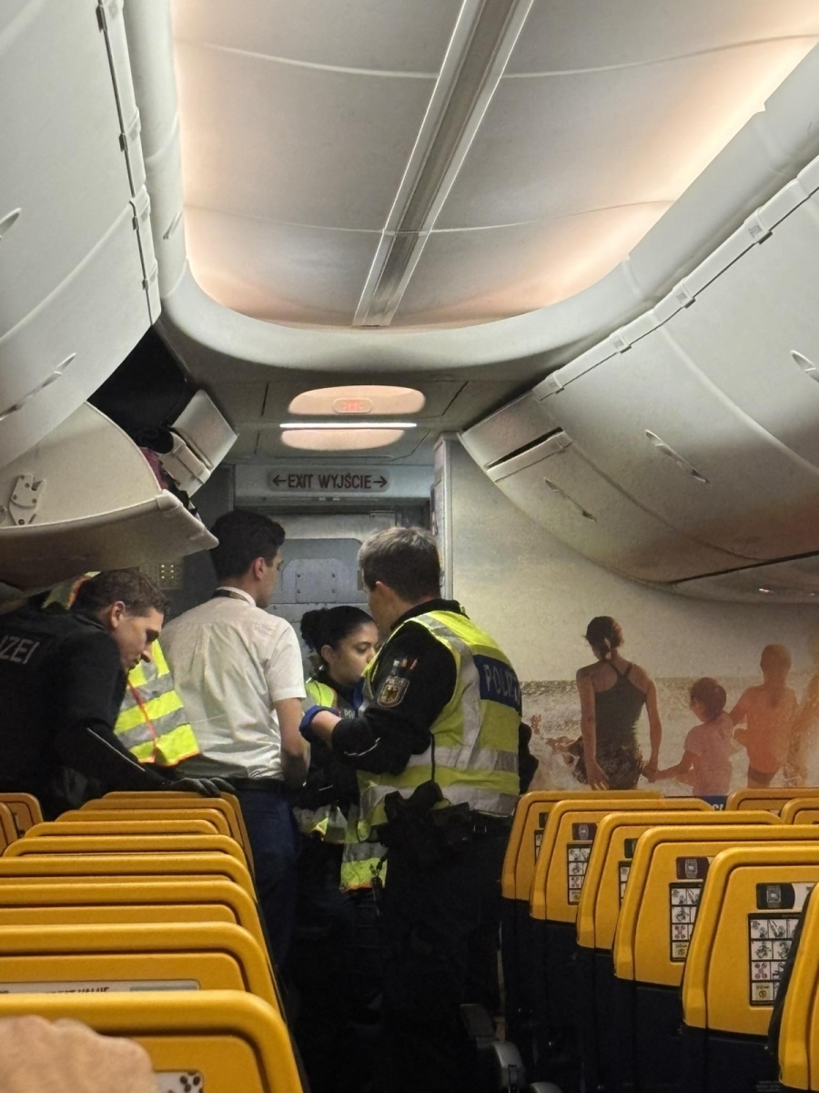 Заради пиян българин: Самолетът от Лондон за София се приземи аварийно в Мюнхен