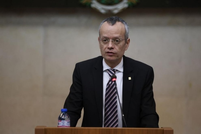 Кметът на Благоевград: Отлага се изграждането на подземен паркинг под площад „Македония“