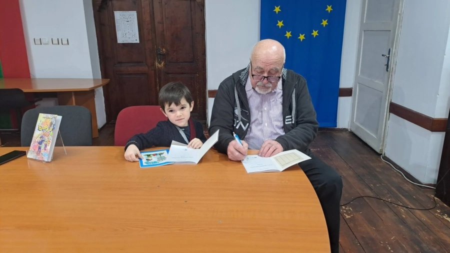 Поезия за малки и големи! Георги Славчев представи книгата си „Борко, палавият послушко“ в Кюстендил