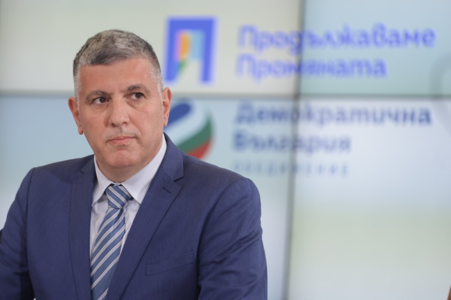 Още един окапа от листите на Промяната: Андрей Цеков няма да участва в предстоящите избори