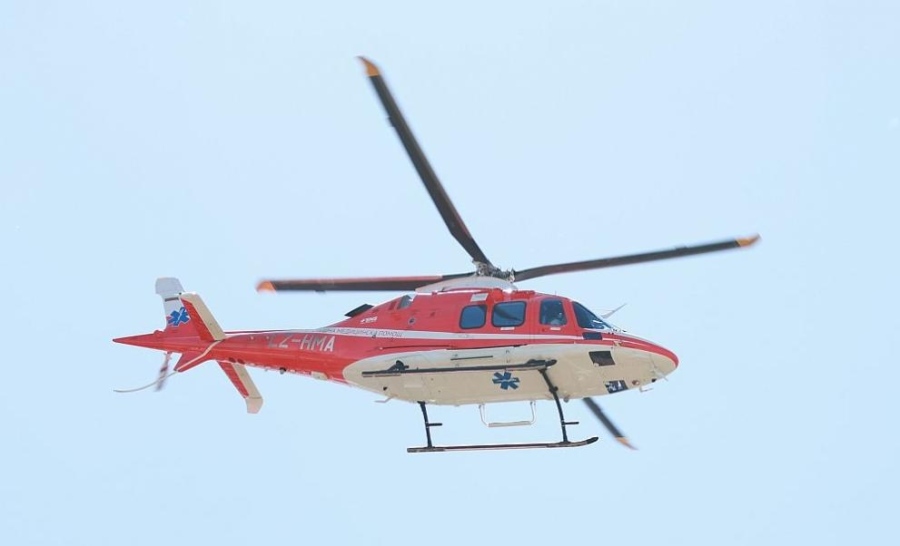 Медицинският хеликоптер транспортира дете с гърч след усложнение от грип тип А