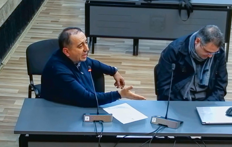 Костадин Костадинов иска „квартална такса“ за паркиране в Дупница