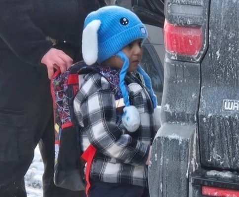 5-годишният Лиъм, задържан от ICE в Минесота, е болен и депресиран