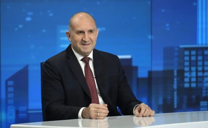 Румен Радев в \