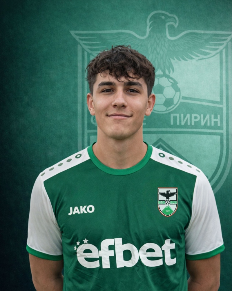 192-сантиметров бранител с опит от Барселона стана „орле”