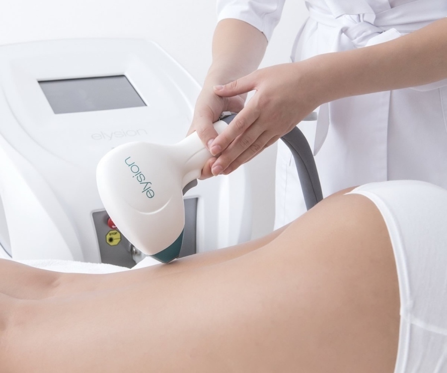 Изтекоха кадри на голи жени от козметично студио и в Казанлък