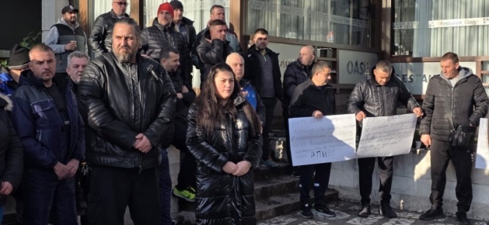 В Сандански се събраха в подкрепа на шофьора, помел край Телиш д-р Костадинов