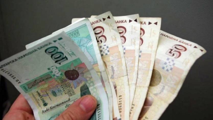 81% от левовете в България са изтеглени от обращение