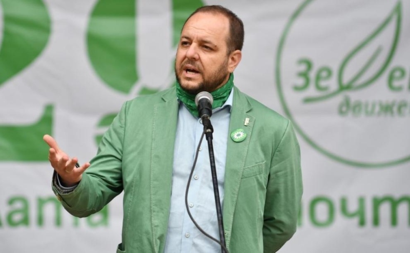 Борислав Сандов ходил три пъти в хижа „Петрохан“ – по работа и семейно