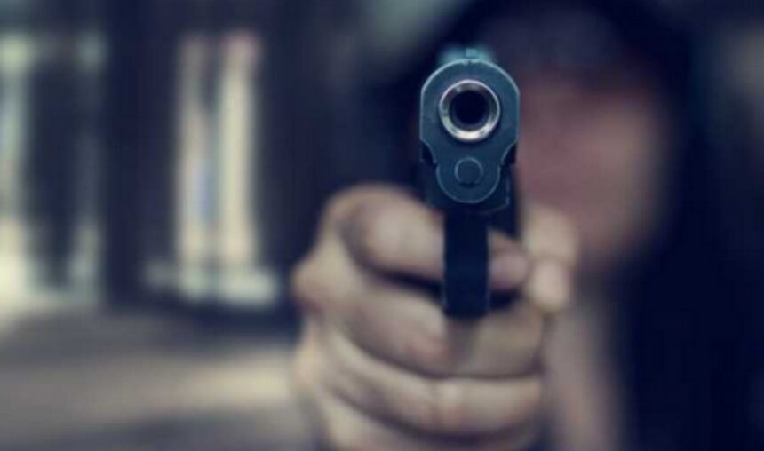 Мъж от Перник стрелял с газов пистолет срещу тъста си, заканил се \