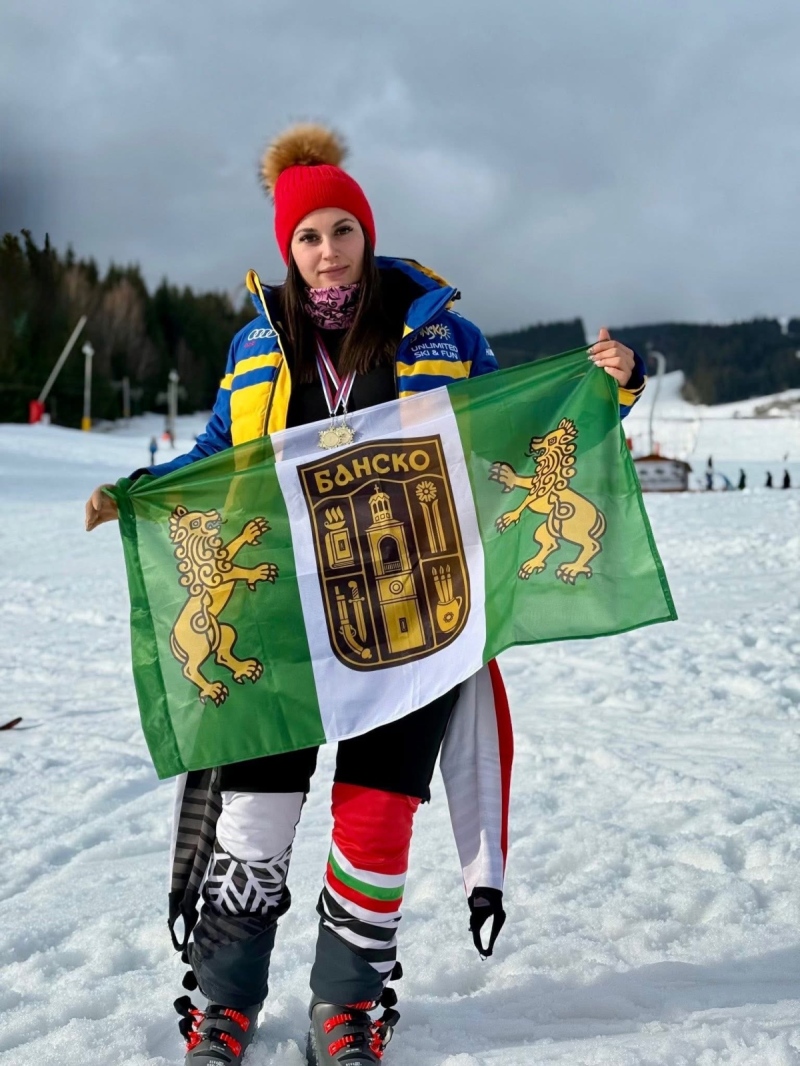 Единствената ни представителка на Параолимпиадата Стела Янчовичина от Банско: Нямам търпение за пистите в Милано