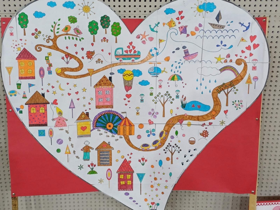 В Самоков наградиха победителите в конкурс за валентинка по случай Деня на влюбените