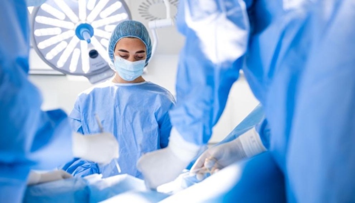 Извадиха тумор колкото пъпеш от корема на жена от Бургас