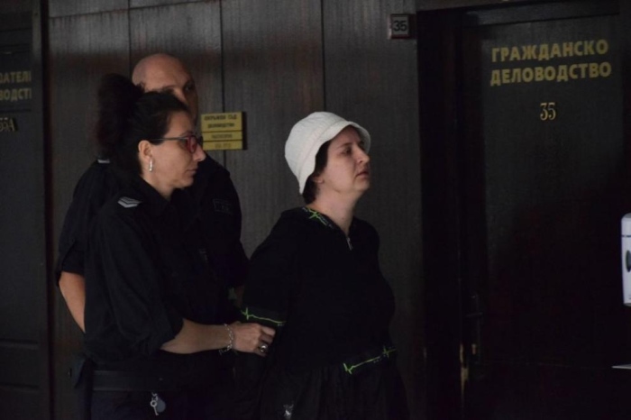 ВКС отмени 12-годишната присъдата на майката, убила  децата си в Сандански и върна делото за ново разглеждане