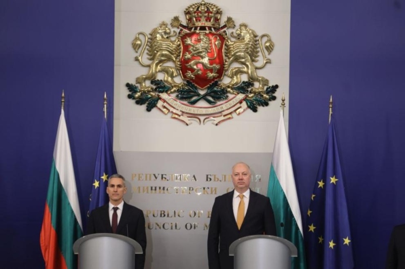 Правителството на Росен Желязков предаде властта на служебния кабинет