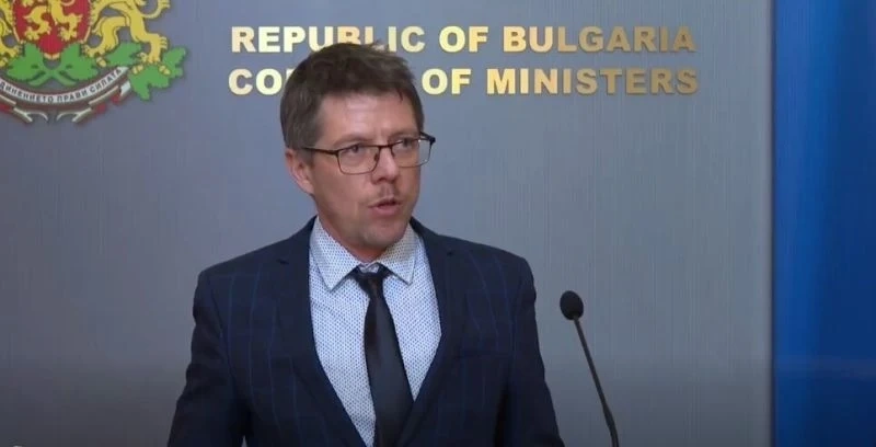 Вицепремиерът Цицелков подава оставка