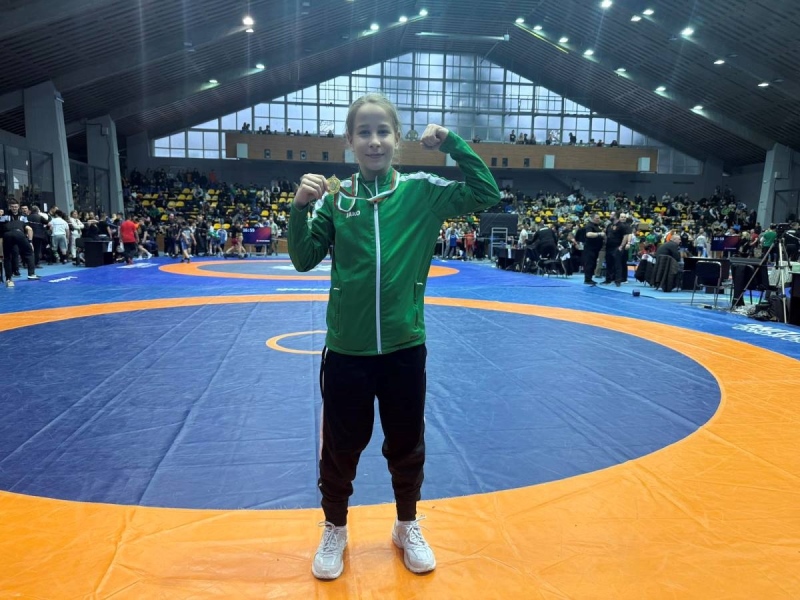 Цвети Касова от Гоце Делчев стана за 5-и път републиканска шампионка по борба