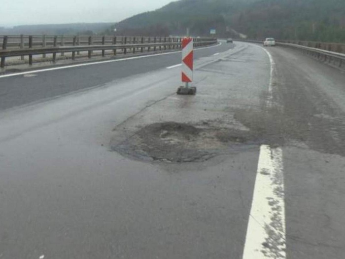 Магистрала Тракия се оказа осеяна с 42 дупки само в едното платно до Пловдив