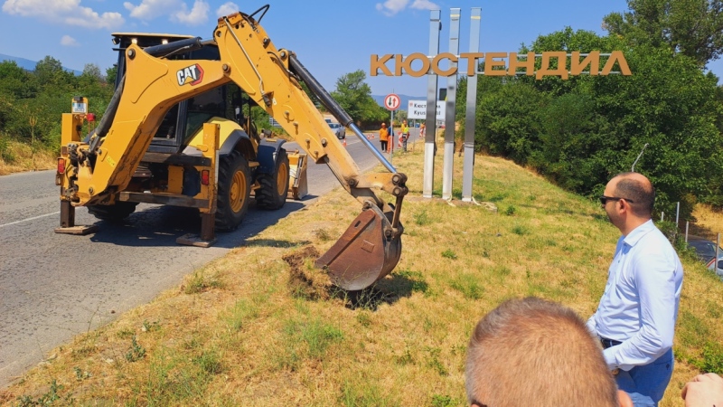 Приключват ремонтите на двата входа на Кюстендил към София и Дупница