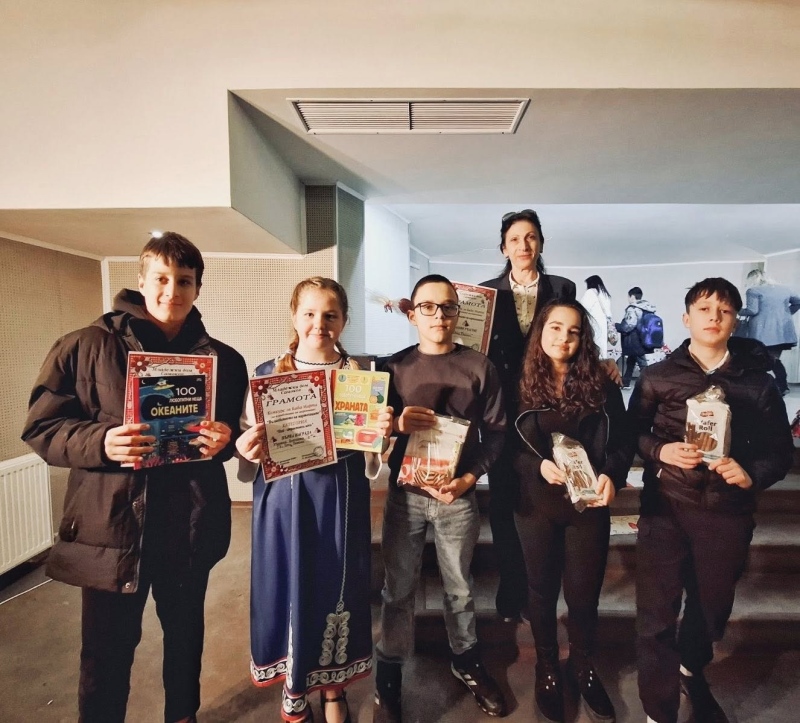 Самоковски ученици отличени във „Вълшебството на мартеницата“