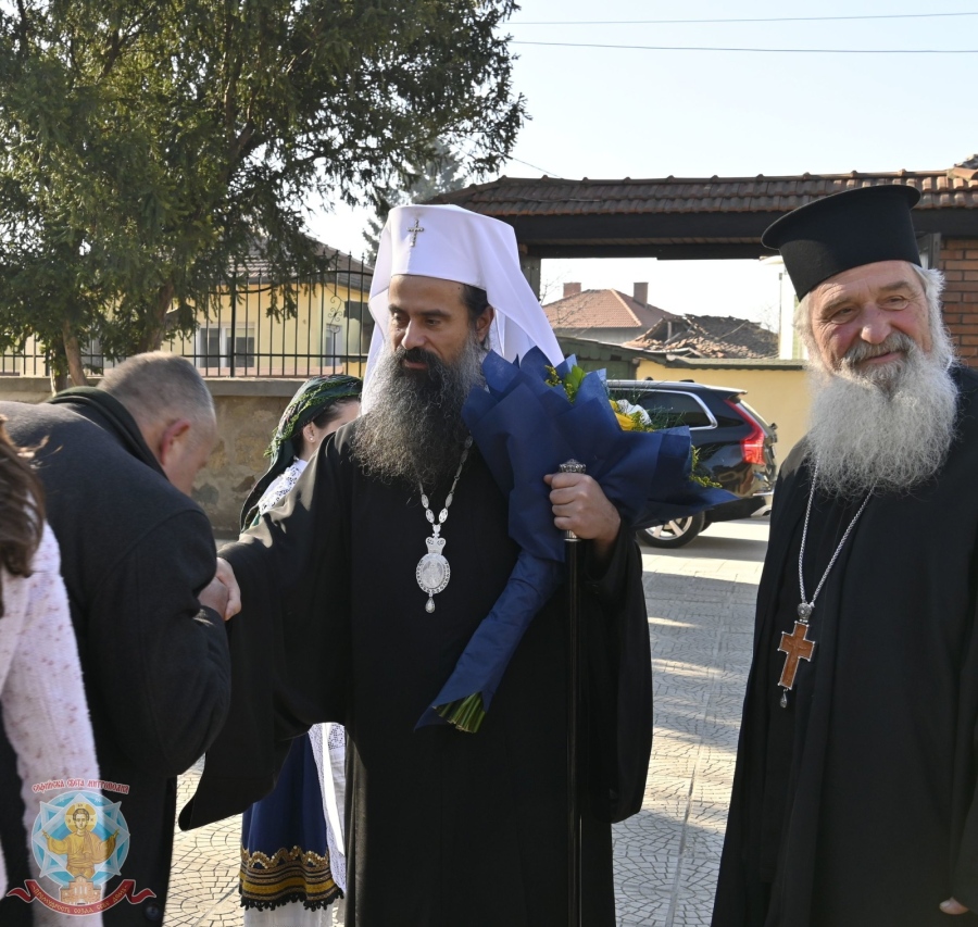 Патриарх Даниил ще оглави празнични богослужения в Ихтиман и Долна баня