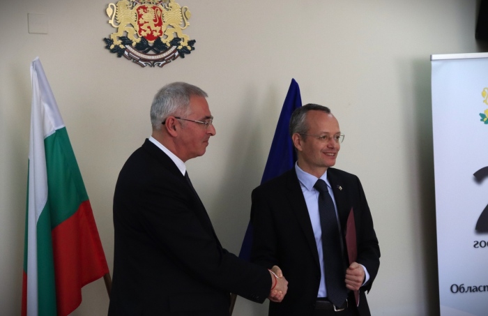 Финализираха прехвърлянето на парк „Македония“ на община Благоевград