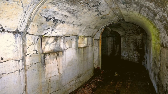 Три са големите бомбоубежища в Пиринско - в Петрич, Сандански и Благоевград