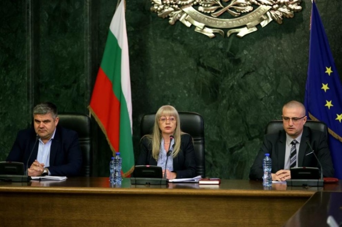 Психология, сексуалност и религия: Експертизи ще търсят мотивите зад трагедията на Петрохан и Околчица