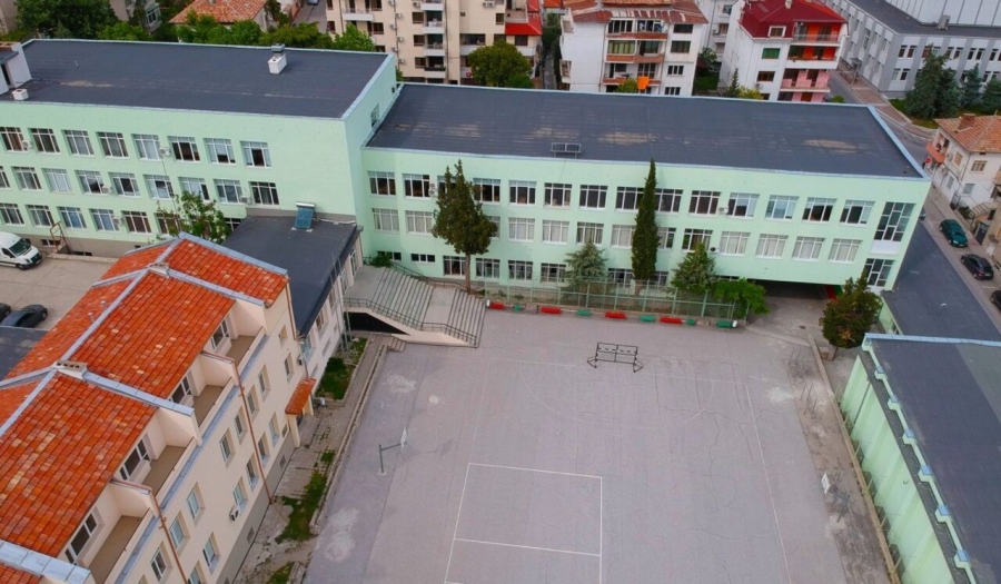 Двойна такса смет за Земеделската гимназия в Сандански