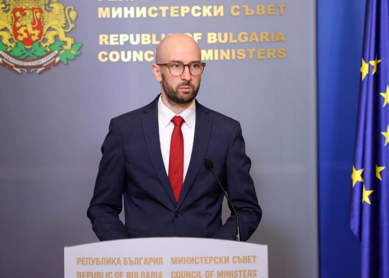 5% увеличение на заплатите ще получат в БДЖ, „Български пощи“, НКЖИ и градския транспорт