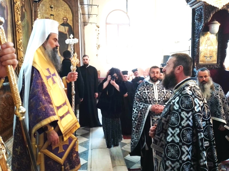 Патриарх Даниил в Дупница: Време е за покаяние и осъзнаване